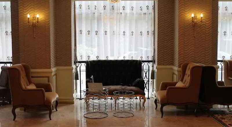 Sapphire Inn Hotel Baku 4*,